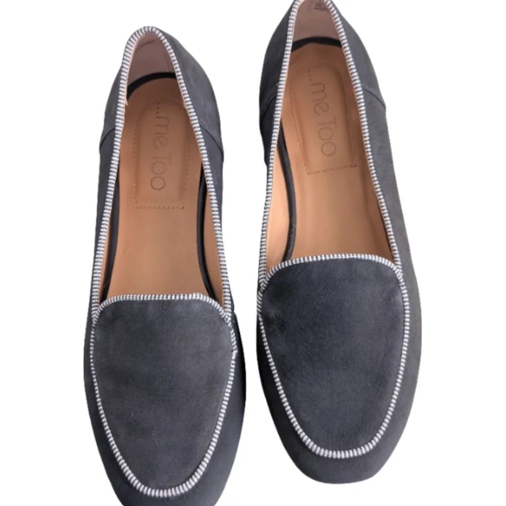 Me Too Yasor Navy Suede Classic Loafers Size 6.5M - Low Heel - Picture 2 of 8